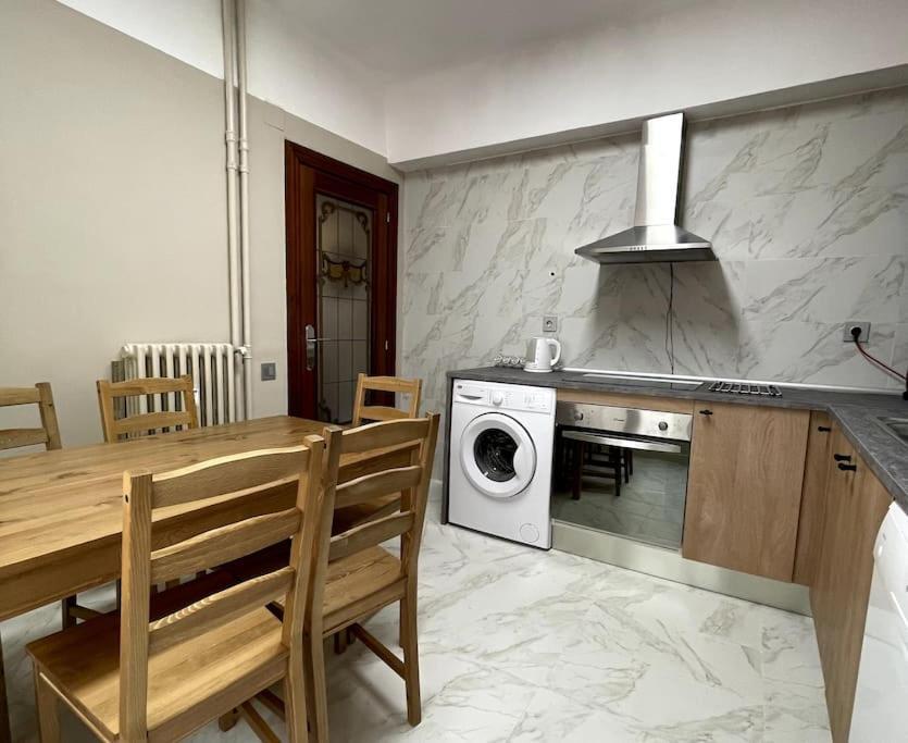 Piso Reformado En El Centro De Logrono Appartement Buitenkant foto